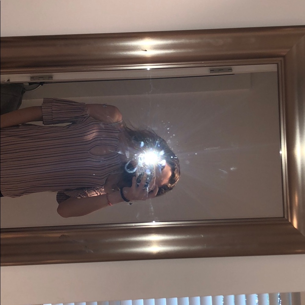 Off the shoulder soft and sexy American Eagle top